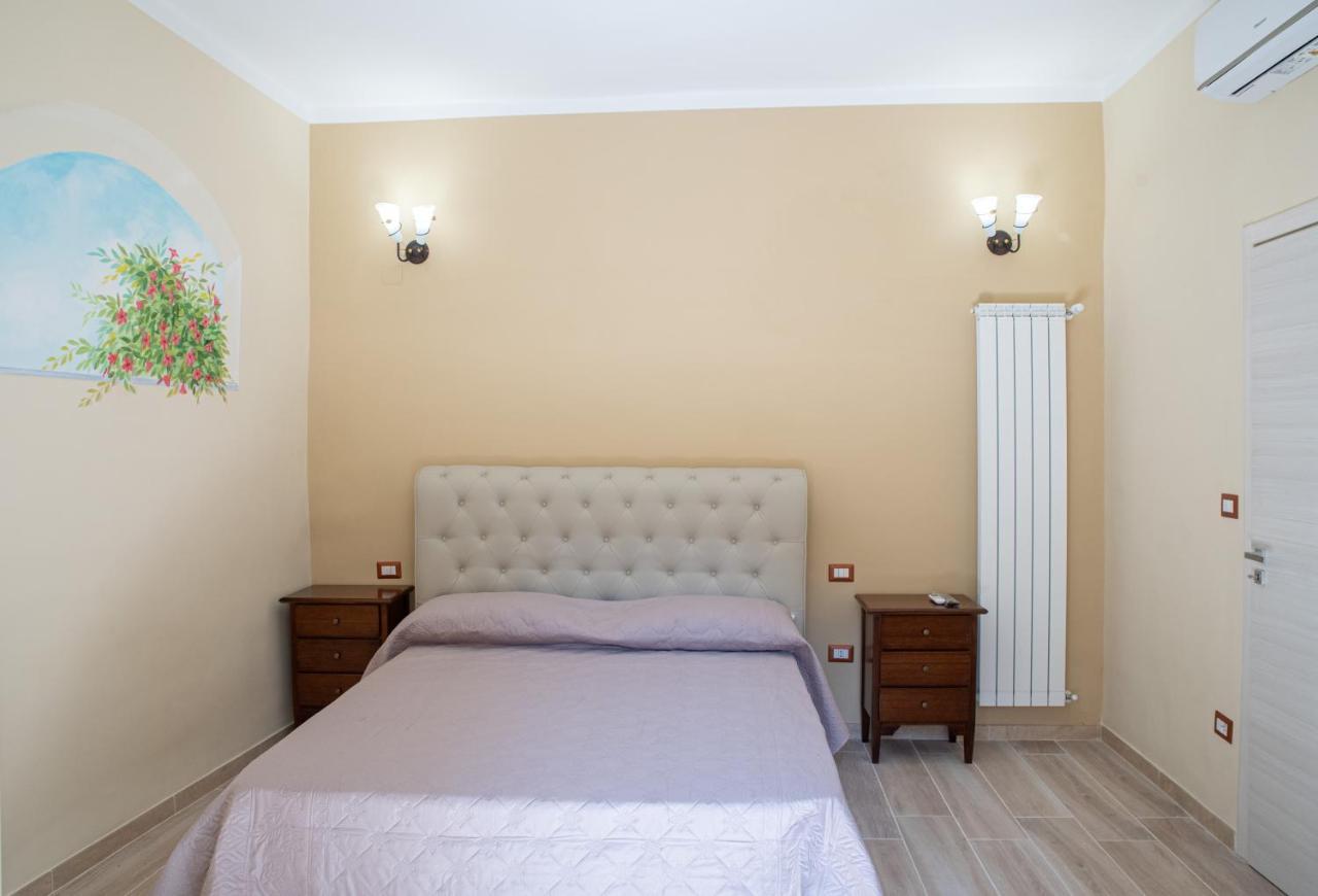 Mandevilla Home Caiazzo Экстерьер фото
