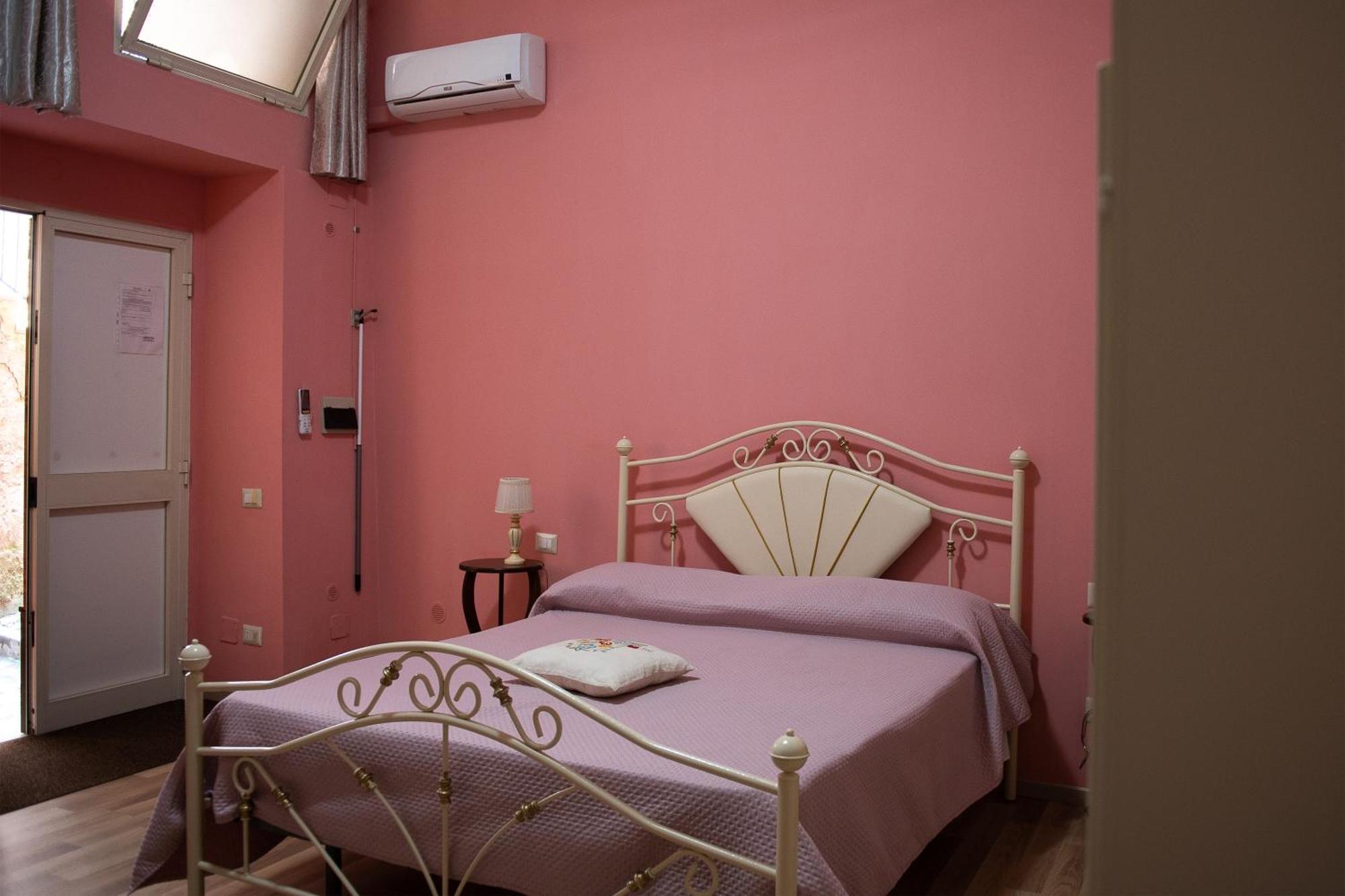 Mandevilla Home Caiazzo Экстерьер фото